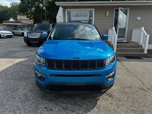 Used 2018 Jeep Compass Latitude AWD/4WD image 2