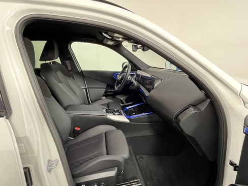 Used 2026 BMW X3 xDrive30i w/ M Sport Package AWD/4WD image 24