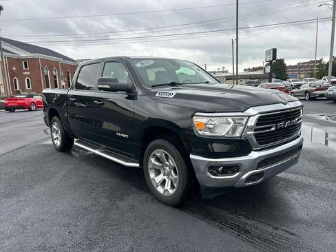 Used 2021 RAM 1500 Big Horn AWD/4WD image 3
