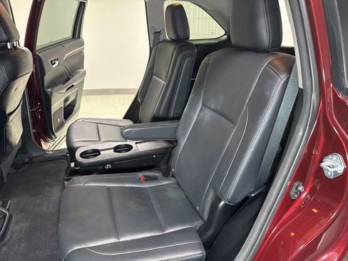 Used 2016 Toyota Highlander Limited image 2