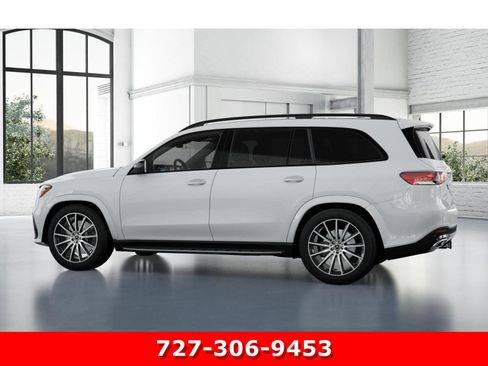 Used 2026 Mercedes-Benz GLS 450 4MATIC image 32