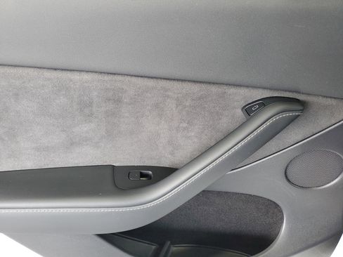 Used 2023 Tesla Model Y Long Range image 13