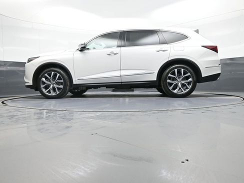 Certified 2024 Acura MDX SH-AWD w/ Technology Package image 35