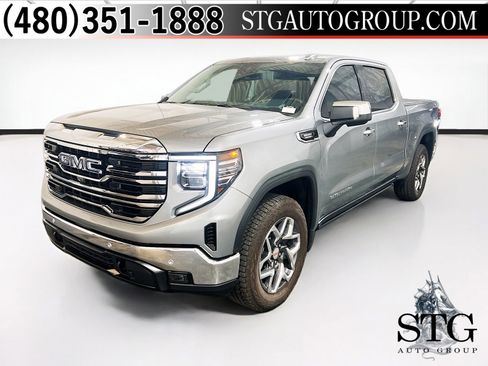 Used 2024 GMC Sierra 1500 SLT w/ SLT Premium Plus Package AWD/4WD image 1