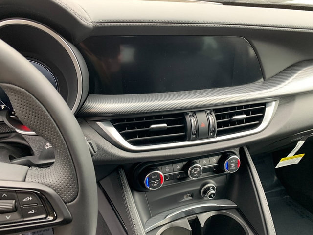 New 2026 Alfa Romeo Stelvio Sprint AWD/4WD image 18