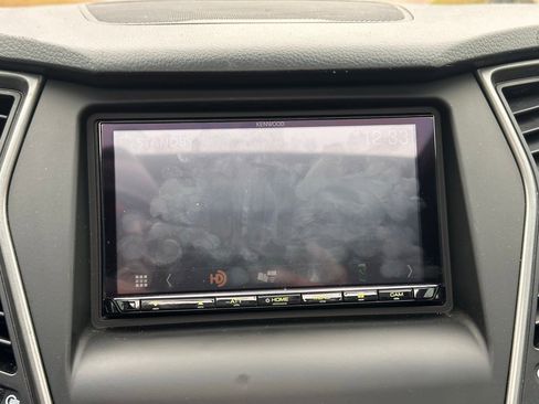 Used 2018 Hyundai Santa Fe Sport w/ 2.0T Ultimate Tech Package 05 image 35