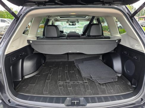 Used 2019 Subaru Forester Limited AWD/4WD image 28