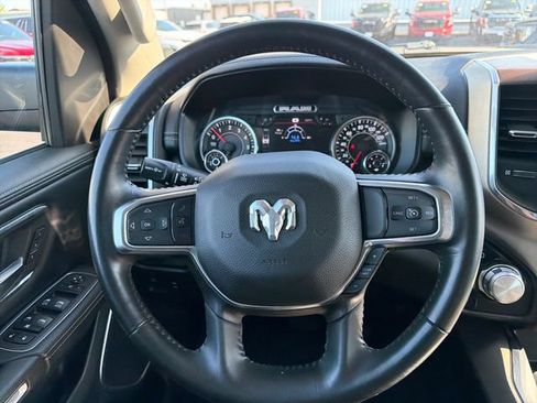 Used 2022 RAM 1500 Laramie AWD/4WD image 17