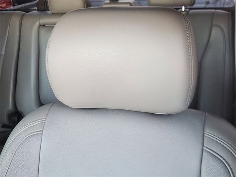 Used 2019 Ford F150 Lariat w/ Equipment Group 502A Luxury image 22