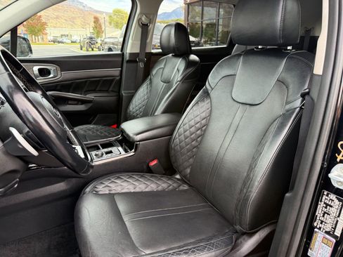 Used 2021 Kia Sorento SX Prestige image 17