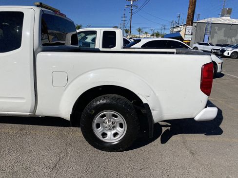 Used 2019 Nissan Frontier S image 12