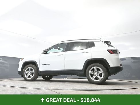 Used 2024 Jeep Compass Latitude image 56