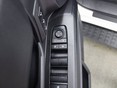 Used 2025 Toyota 4Runner TRD Off-Road Premium image 12