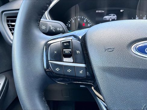 Used 2022 Ford Escape SEL AWD/4WD image 11