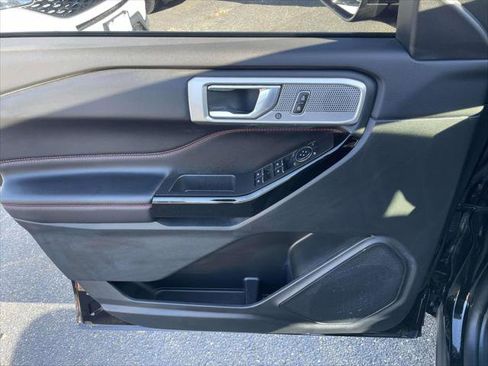 Used 2023 Ford Explorer ST-Line w/ Class IV Trailer Tow Package image 16