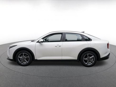 Used 2025 Kia K4 FWD image 4