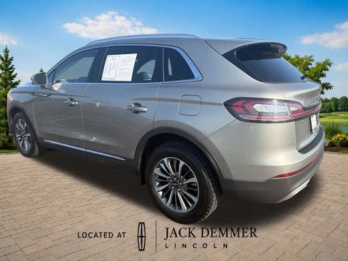 Used 2023 Lincoln Nautilus AWD image 5