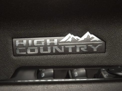 Used 2024 Chevrolet Silverado 1500 High Country AWD/4WD image 54
