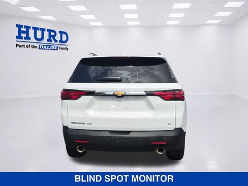 Used 2023 Chevrolet Traverse LT w/ LT Premium Package AWD/4WD image 5