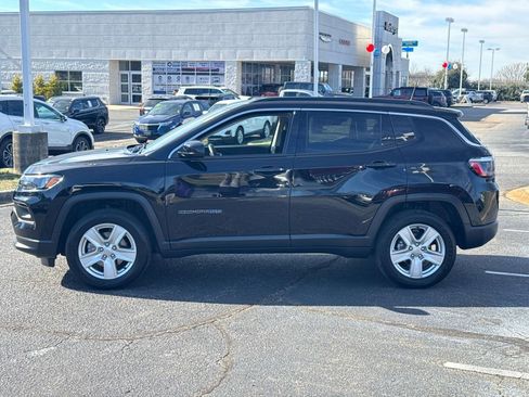 Used 2022 Jeep Compass Latitude w/ Convenience Group image 5