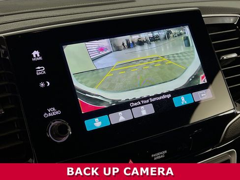 Used 2025 Honda Passport Black Edition image 10