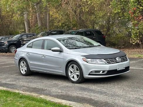 Used 2013 Volkswagen CC Sport image 2