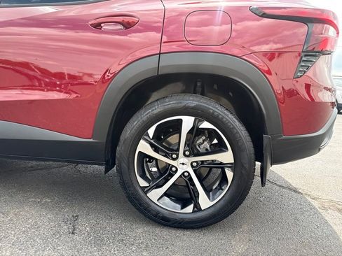 Used 2024 Chevrolet Trax RS w/ Driver Confidence Package FWD image 42
