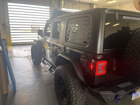 Used 2023 Jeep Wrangler Sport S image 11