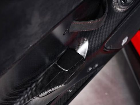 Used 2019 Ferrari 488 Pista Coupe RWD image 69