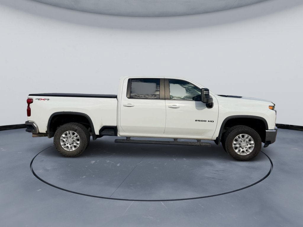 Used 2020 Chevrolet Silverado 2500 LT w/ Convenience Package AWD/4WD image 2
