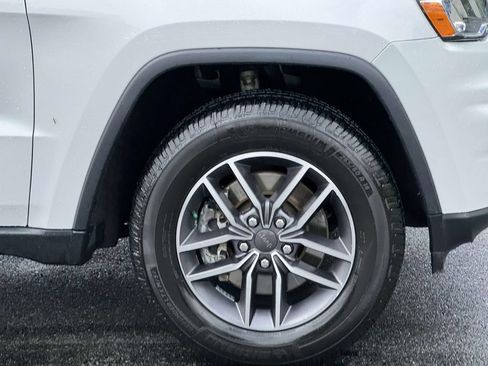 Used 2022 Jeep Grand Cherokee Limited AWD/4WD image 12