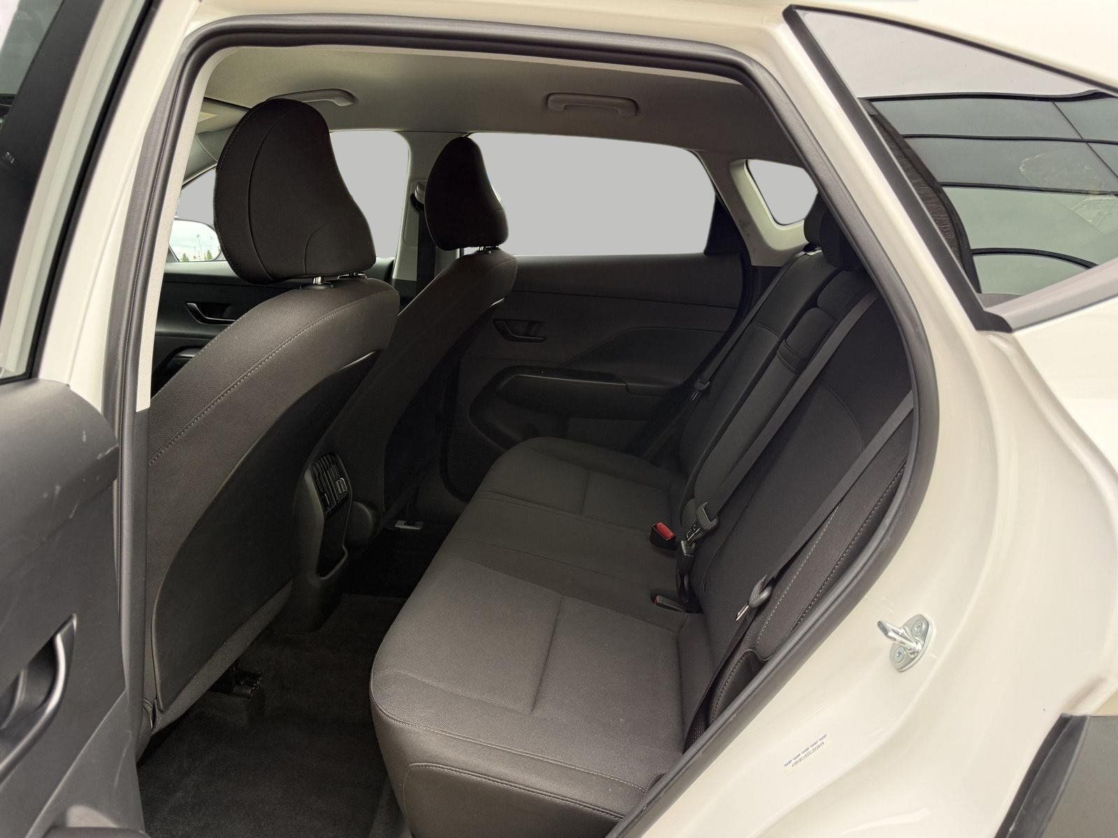 Used 2025 Hyundai Kona SEL AWD/4WD image 26