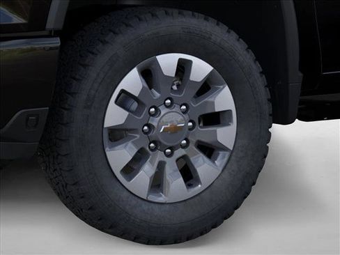 New 2026 Chevrolet Silverado 2500 Custom w/ Custom Value Package AWD/4WD image 9