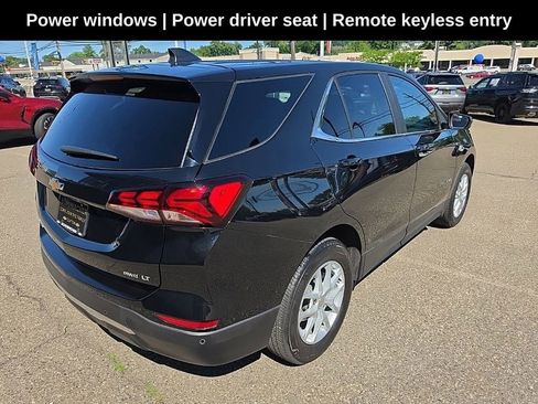 Used 2024 Chevrolet Equinox LT AWD/4WD image 3