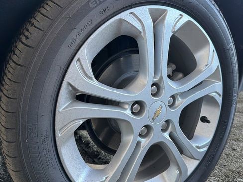 Used 2020 Chevrolet Bolt LT image 42