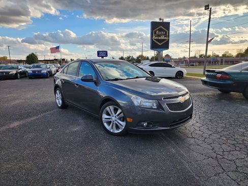 Used 2013 Chevrolet Cruze LTZ image 1