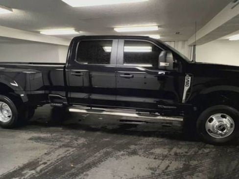 Used 2025 Ford F350 XL w/ XL Driver Assist Package AWD/4WD image 2