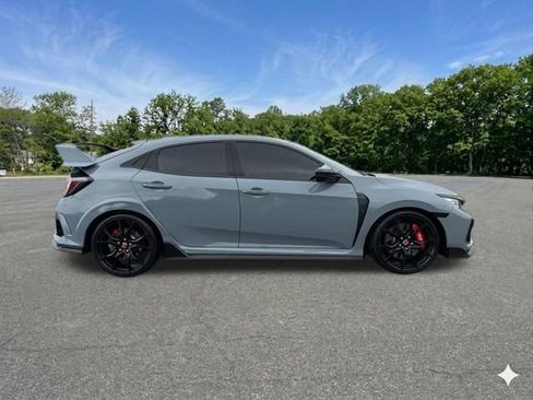 Used 2021 Honda Civic Type R image 10