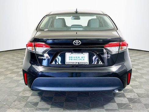 Certified 2023 Toyota Corolla LE image 7