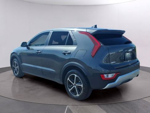 Used 2026 Kia Niro LX FWD image 3
