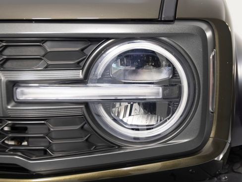 Used 2024 Ford Bronco Raptor w/ Interior Carbon Fiber Pack 6 AWD/4WD image 44