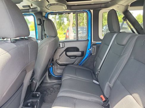 Used 2021 Jeep Wrangler Unlimited Sport AWD/4WD image 24