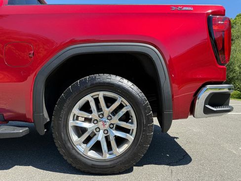 Used 2019 GMC Sierra 1500 SLT w/ SLT Premium Plus Package AWD/4WD image 10