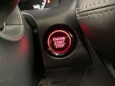 Certified 2023 Honda HR-V EX-L image 31