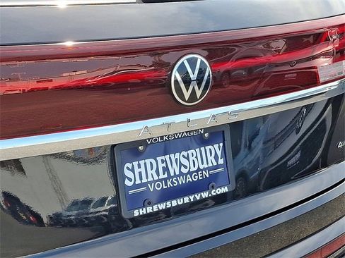 New 2026 Volkswagen Atlas Cross Sport SEL Premium R-Line image 14