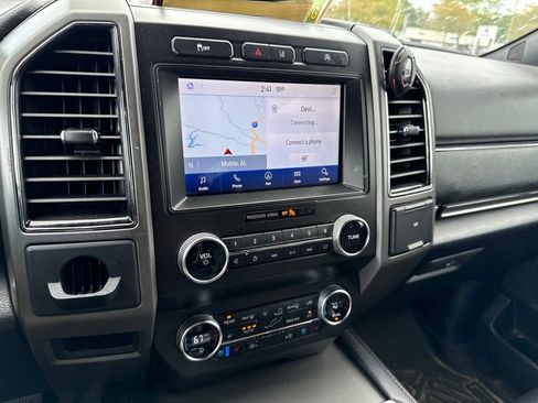 Used 2020 Ford Expedition Max XLT w/ Equipment Group 202A RWD image 7