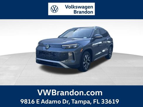 New 2026 Volkswagen Tiguan S FWD image 1