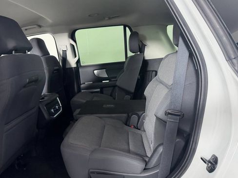 Used 2025 Ford Expedition Active RWD image 24