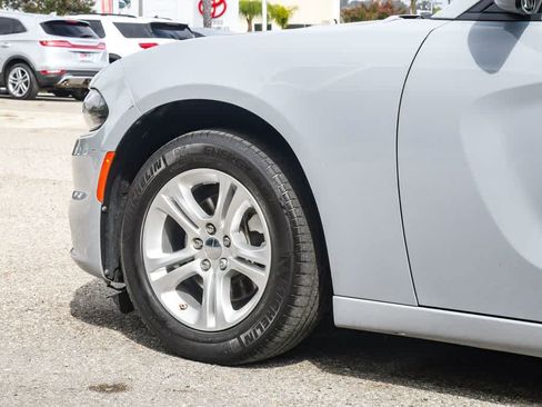 Used 2022 Dodge Charger SXT w/ Cold Weather Package RWD image 11