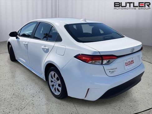 Certified 2024 Toyota Corolla LE image 3